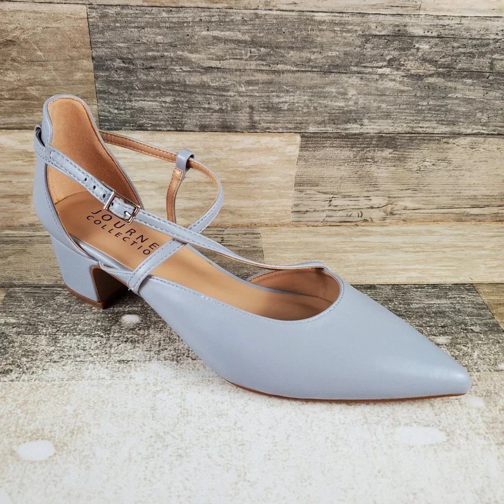 Journee Collection Galvinn Womens Crisscross Pump Sz 9 Light Blue Vegan Leather